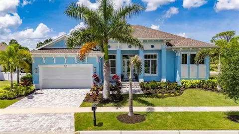 638 Manns Harbor Dr, Apollo Beach, FL 33572