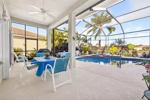Exterior - 5073 Ruby Flats Dr, Wimauma, FL 33598 photo 2 of 14