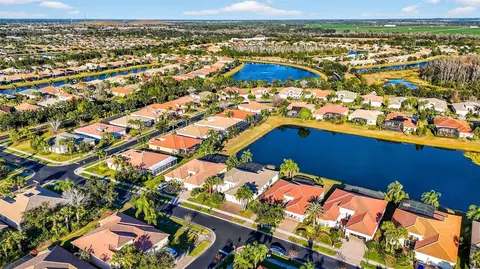 View/Area - 5073 Ruby Flats Dr, Wimauma, FL 33598 photo 4 of 14