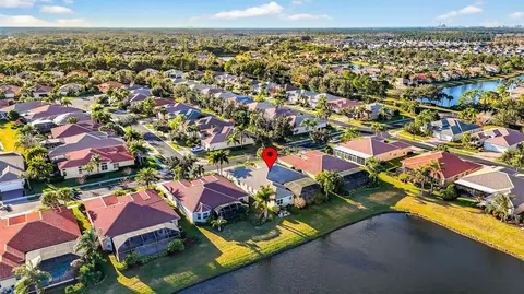View/Area - 5073 Ruby Flats Dr, Wimauma, FL 33598 photo 7 of 14