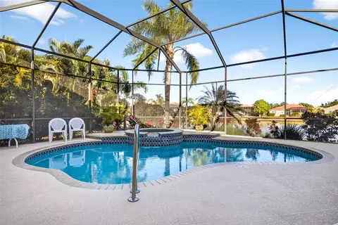 Exterior - 5073 Ruby Flats Dr, Wimauma, FL 33598 photo 6 of 14