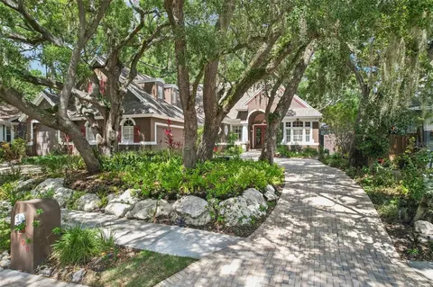 1706 Country Trails Dr, Safety Harbor, FL 34695