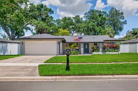 6345 Woodland Blvd N, Pinellas Park, FL 33781