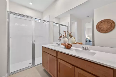 Bath - 12325 49th St E, Parrish, FL 34219 photo 1 of 2