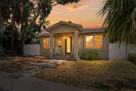 2424 12th St S, Saint Petersburg, FL 33705
