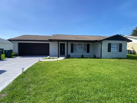 962 Country Club Ave, Daytona Beach, FL 32114