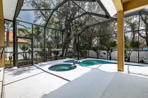 Exterior - 10131 Paddock Oaks Dr, Riverview, FL 33569 photo 4 of 6