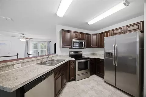 Kitchen - 23 Juniper Trail Cir, Ocala, FL 34480 photo 2 of 3