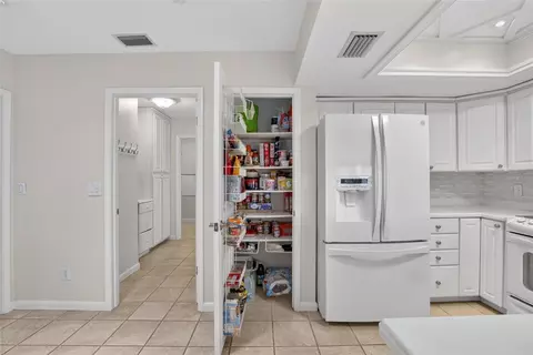 Other - 328 Vail Dr, Winter Haven, FL 33884 photo 2 of 9