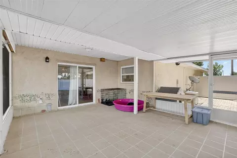 Exterior - 328 Vail Dr, Winter Haven, FL 33884 photo 2 of 14