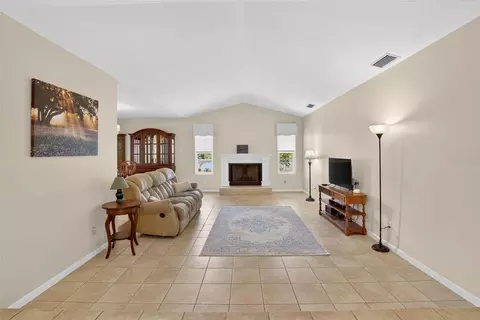 Living - 328 Vail Dr, Winter Haven, FL 33884 photo 2 of 5