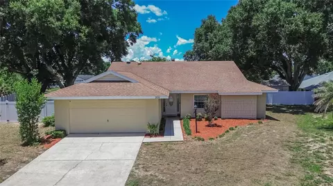 Exterior - 328 Vail Dr, Winter Haven, FL 33884 photo 1 of 14