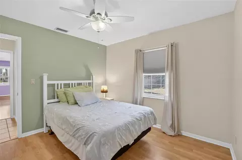 Bedroom - 328 Vail Dr, Winter Haven, FL 33884 photo 3 of 8