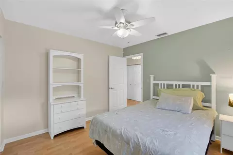 Bedroom - 328 Vail Dr, Winter Haven, FL 33884 photo 4 of 8