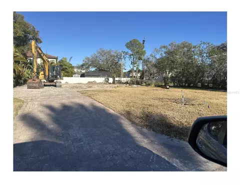 523 W Davis Blvd, Tampa, FL 33606