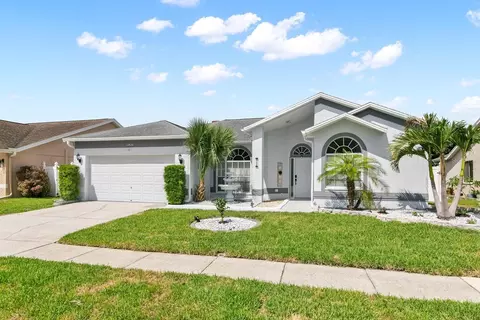 11426 Zenith Cir, Tampa, FL 33635