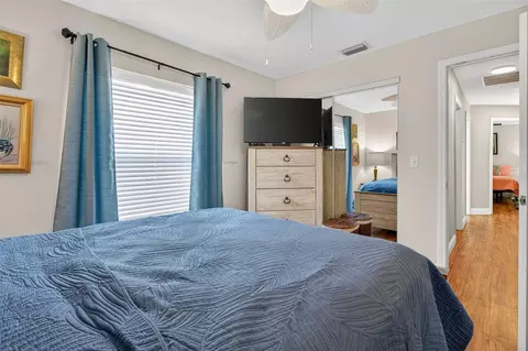 Bedroom - 12611 Pineforest Way E, Largo, FL 33773 photo 7 of 7