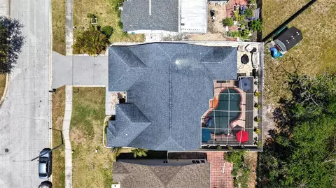 View/Area - 12611 Pineforest Way E, Largo, FL 33773 photo 1 of 6