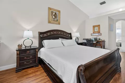Bedroom - 12611 Pineforest Way E, Largo, FL 33773 photo 4 of 7