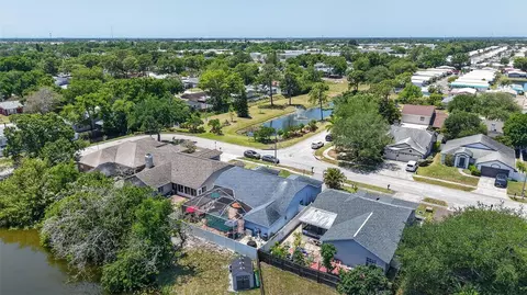 View/Area - 12611 Pineforest Way E, Largo, FL 33773 photo 4 of 6