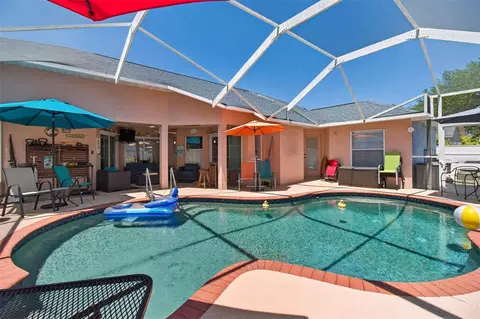 Exterior - 12611 Pineforest Way E, Largo, FL 33773 photo 10 of 14