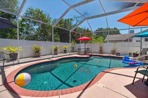 Exterior - 12611 Pineforest Way E, Largo, FL 33773 photo 8 of 14