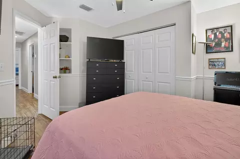 Bedroom - 12611 Pineforest Way E, Largo, FL 33773 photo 5 of 7
