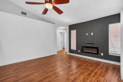 Living - 12611 Pineforest Way E, Largo, FL 33773 photo 2 of 3