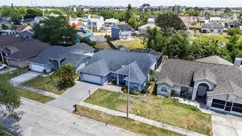 View/Area - 12611 Pineforest Way E, Largo, FL 33773 photo 5 of 6