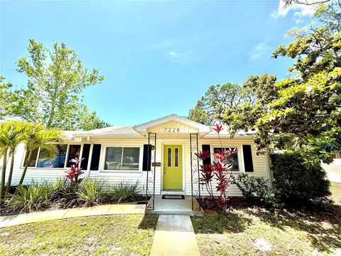 7228 6th Ave N, Saint Petersburg, FL 33710