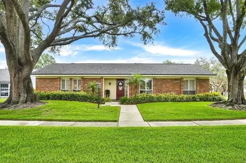 11816 Lipsey Rd, Tampa, FL 33618