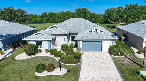 2042 Prestancia Ln, Sun City Center, FL 33573