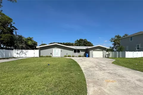 5316 Venetian Blvd NE, Saint Petersburg, FL 33703
