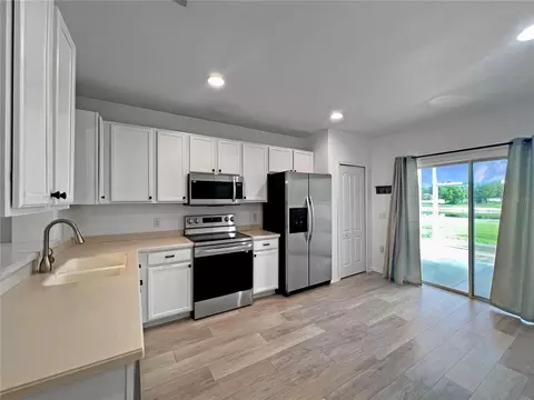 Kitchen - 15767 Stable Run Dr, Spring Hill, FL 34610 photo 4 of 4