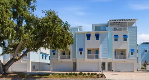 1413 Bayshore Blvd #11, Dunedin, FL 34698