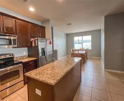 Kitchen - 6906 Boulder Run Loop, Wesley Chapel, FL 33545 photo 5 of 5