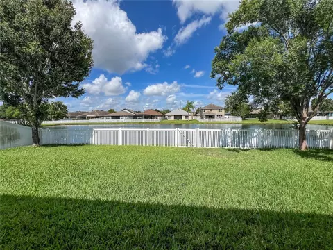 Exterior - 6906 Boulder Run Loop, Wesley Chapel, FL 33545 photo 7 of 13