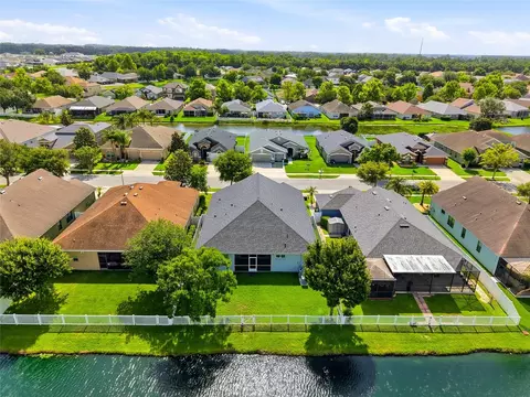 View/Area - 6906 Boulder Run Loop, Wesley Chapel, FL 33545 photo 4 of 9