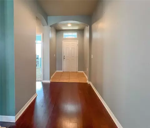 Entry Way - 6906 Boulder Run Loop, Wesley Chapel, FL 33545 photo 2 of 2