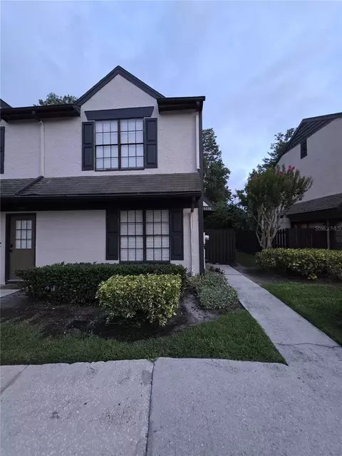 16638 Brigadoon Dr, Tampa, FL 33618