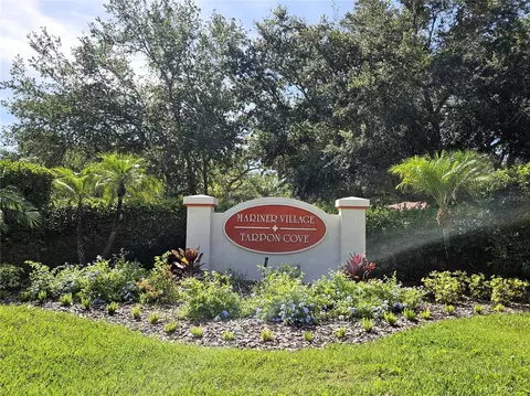 1800 Mariner Dr #9, Tarpon Springs, FL 34689