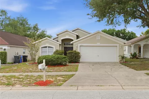 4432 Horseshoe Pick Ln, Valrico, FL 33594