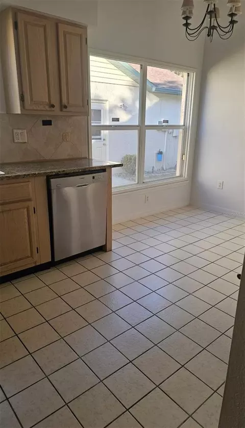 Kitchen - 13109 Elgar Pl, Riverview, FL 33579 photo 1 of 1