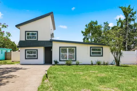 8274 Rose Ter, Seminole, FL 33777