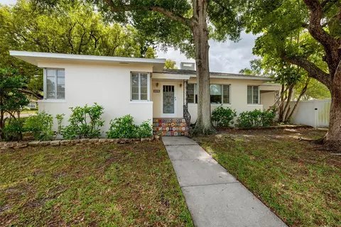 325 Orangeview Ave, Clearwater, FL 33755