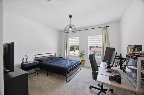 Bedroom - 13816 Sharp Hawk Dr, Riverview, FL 33569 photo 10 of 11