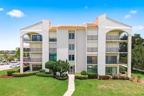 125 Mariner Dr #125, Tarpon Springs, FL 34689