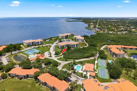 125 Mariner Dr #125, Tarpon Springs, FL 34689