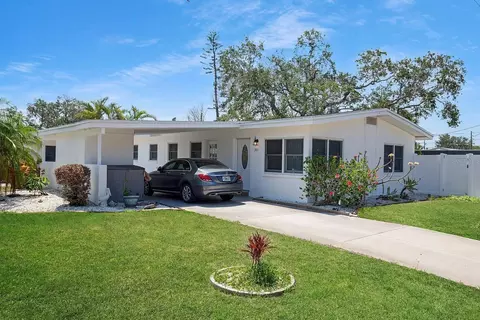 301 41st Ave, Saint Pete Beach, FL 33706