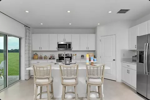 Kitchen - 13827 Sawmill St, Parrish, FL 34219 photo 2 of 2